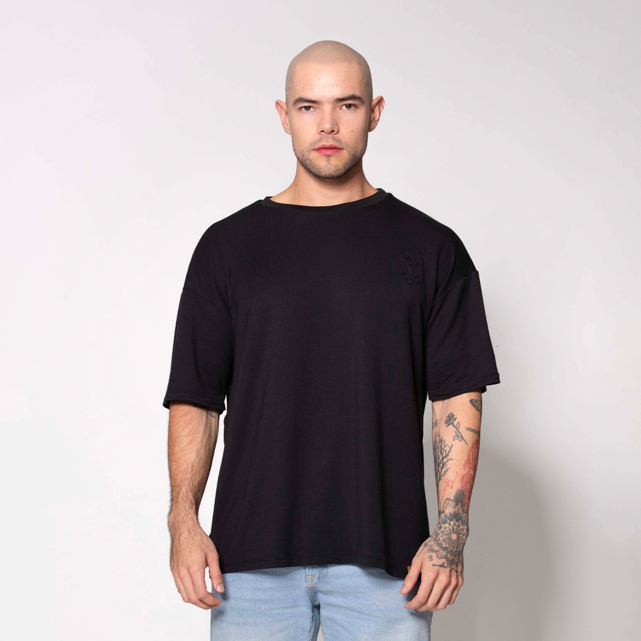 CAMISETA APRIETAS BRAND TOTAL BLACK