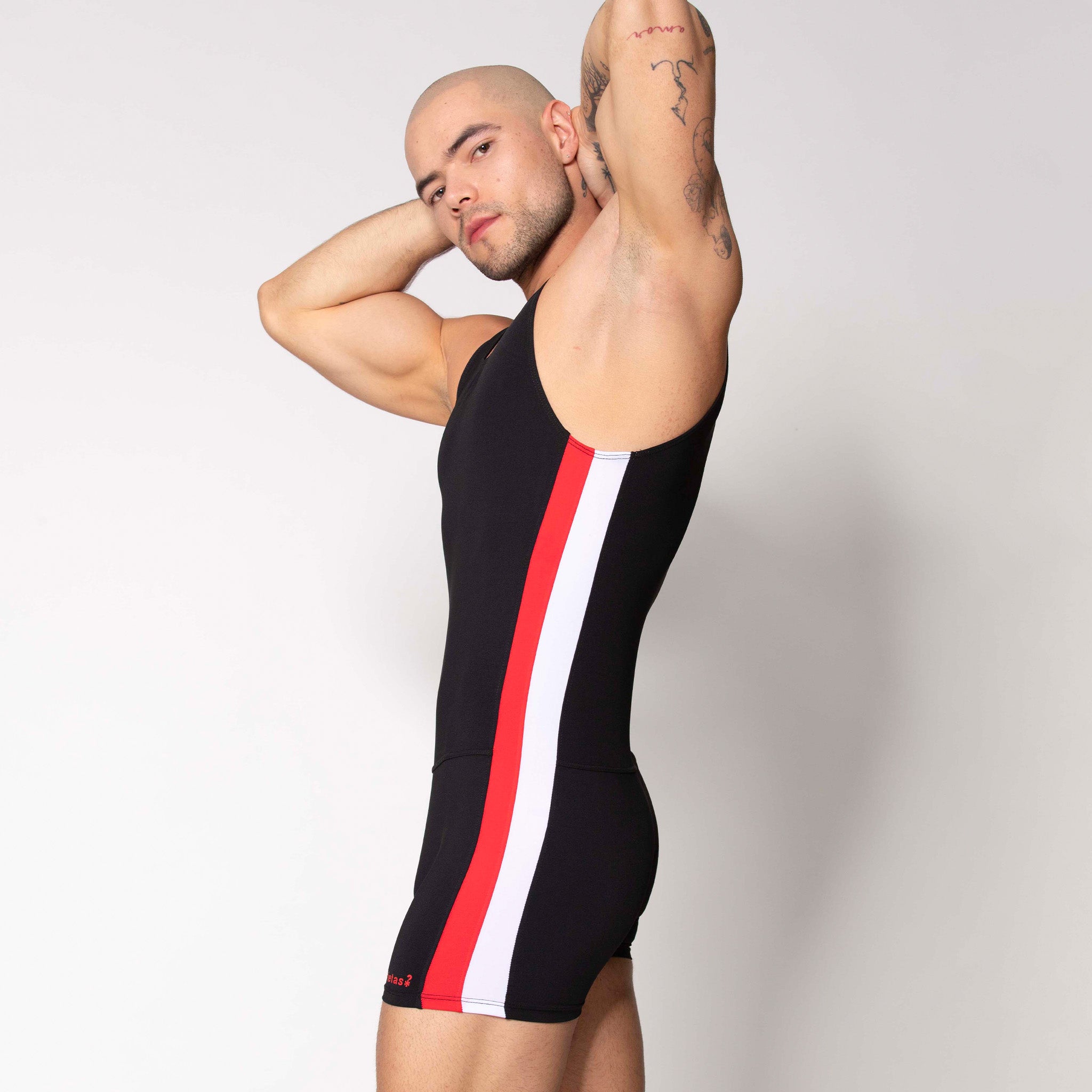 LUCHADOR NEGRO FRANJA ROJA-BLANCA